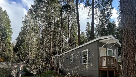 6165 Pony Express Trail  32