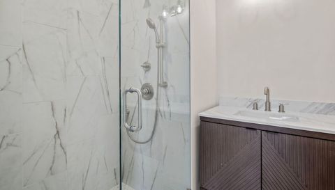 304 S Prairie Street