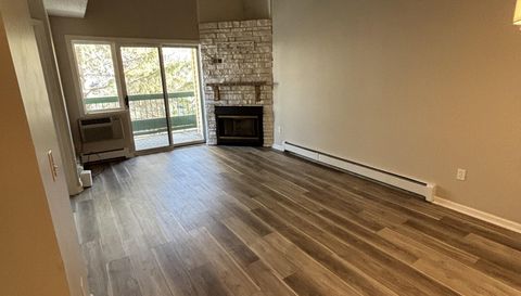 7625 Edinborough Way