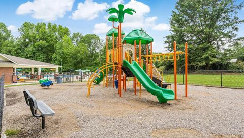 226 N Orchard Farms Ave