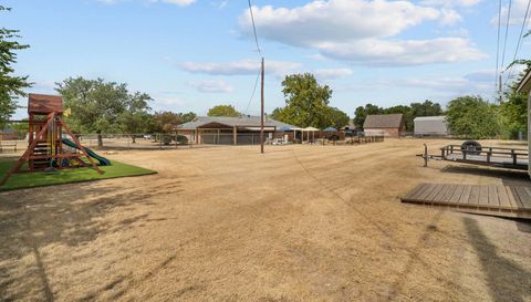 1910 Circleview Dr