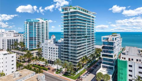 3737 Collins Ave