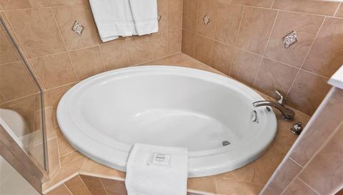 200 Cinnamon Beach Way