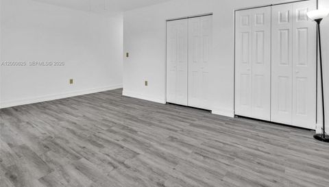 19174 Bobolink Dr