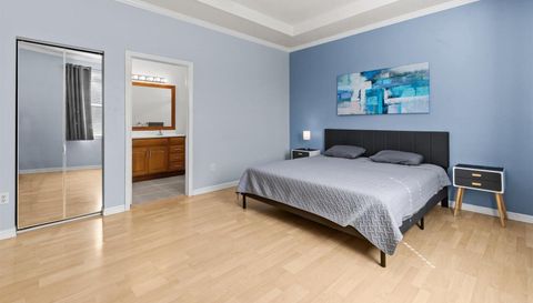 311 SW Coconut Key Way