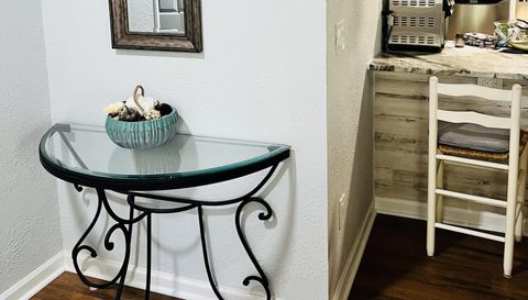 264 Alexandra Dr Unit 10