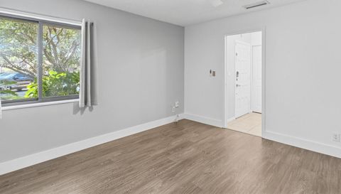 110 Dunwoody Ln