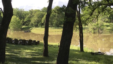 10631 Rolling Hills Dr