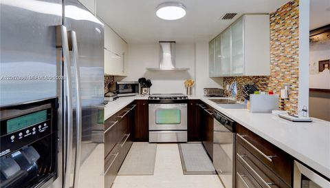100 Bayview Dr