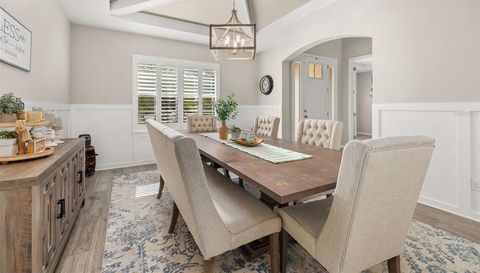 1113 FIELDSTONE CIRCLE