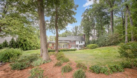 1820 Hunting Ridge Rd