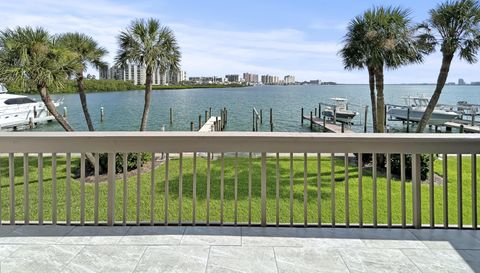 152 Marina Del Rey Ct