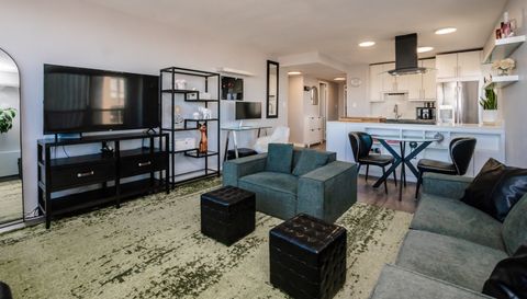 3950 N Lake Shore Drive