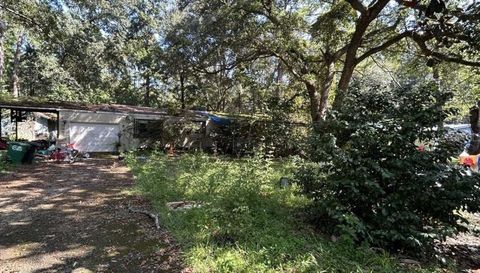 2217 Pineland