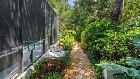 36 Hidden Treasure Dr