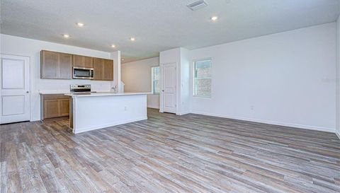 32463 WEATHERED OAK DRIVE