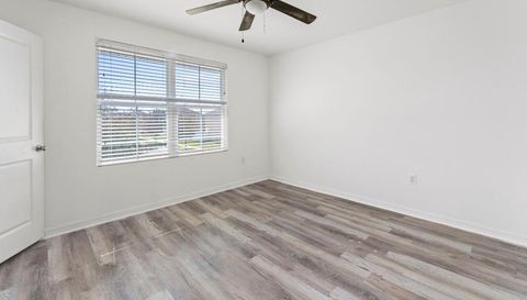 10019 Geese Trail Cir