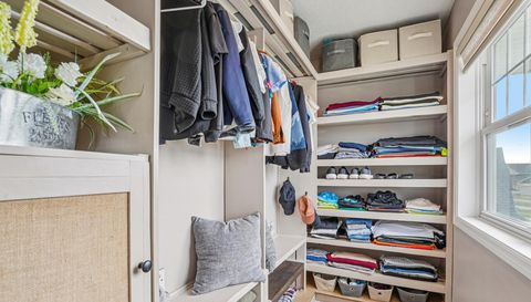 5928 Pinnacle Circle NE