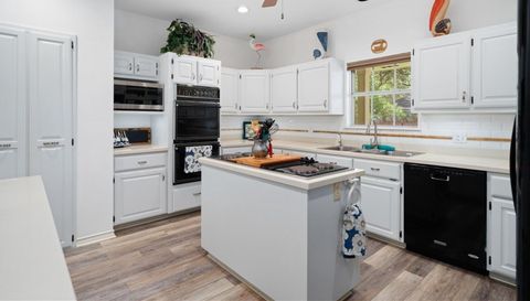 113 Cherry Hills Dr