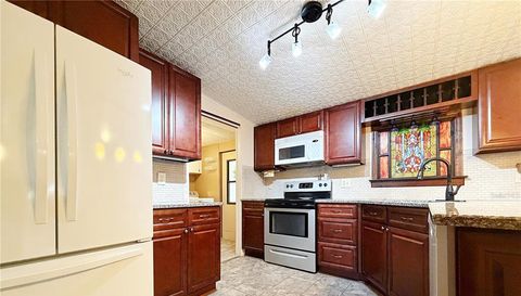 7139 ALAMANDA BOULEVARD W