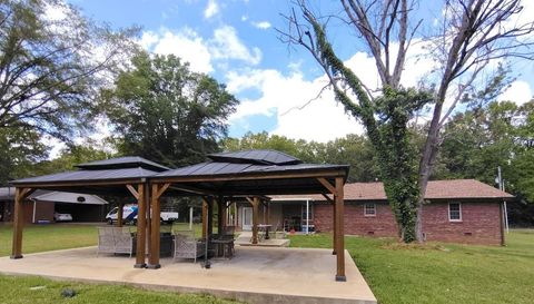 120 Barker Dr