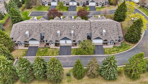 9949 Tamarack Cove