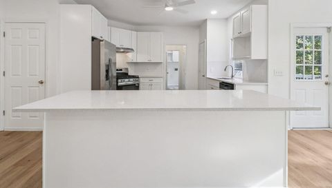 3560 Rosewicke Dr Cumming