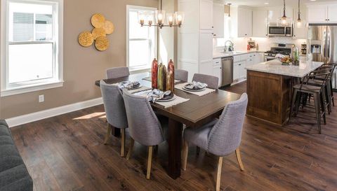 2524 Buchanan Lane S