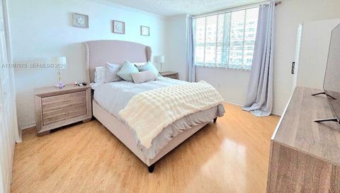 1155 Brickell Bay Dr