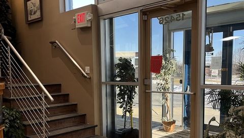 15426-15428 S 70th Court