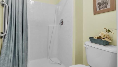 24483 LAKESIDE MANOR