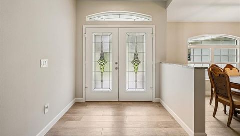 399 W MASSACHUSETTS ST