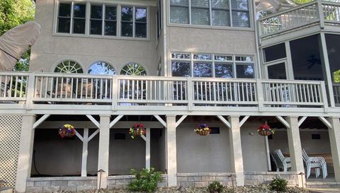 4687 Eagle Pointe Ct