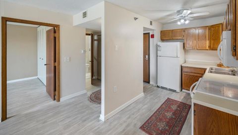 6615 Lake Shore Drive S