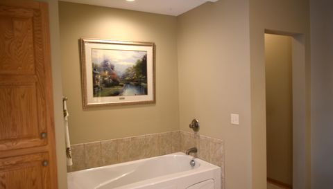 10726 Lyndale Bluffs Trail