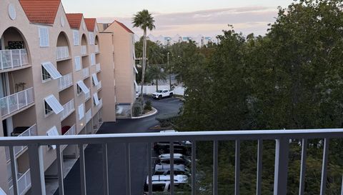 3930 S Roosevelt Blvd