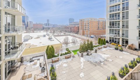 901 W Madison Street