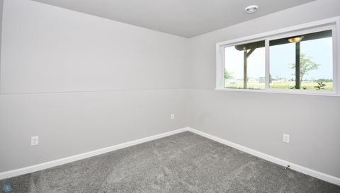 2387 Eagle Valley Drive S