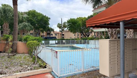 17600 Nw 68th Ave