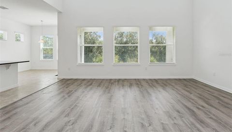 10037 AUSTRINA OAK