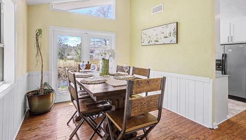 6611 Crooked Creek