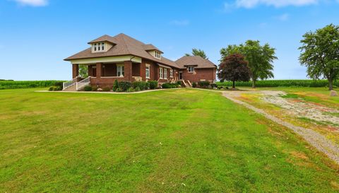 973 E 2500 North Rd