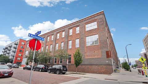 801 Washington Avenue N