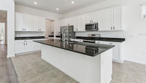 10037 AUSTRINA OAK