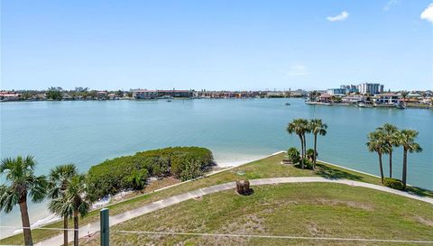 8040 SAILBOAT KEY BOULEVARD S