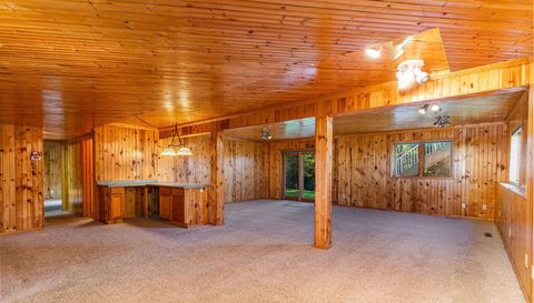 912 Aurora Circle
