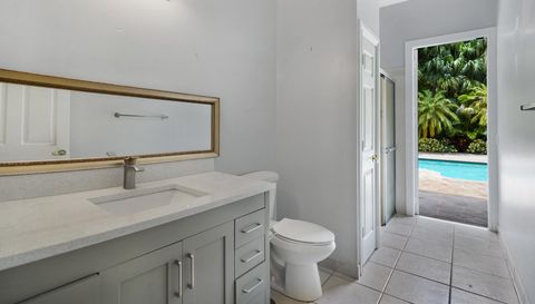 6713 NW 127th Terrace