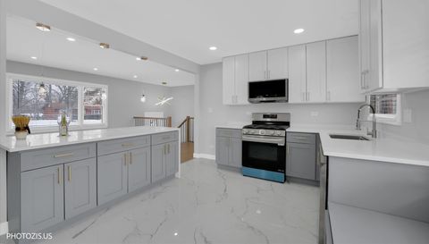 2N356 Prairie Avenue