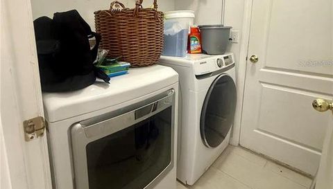 1008 ROYAL RIDGE DRIVE