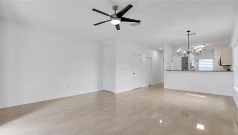 4921 SW 140th Terrace